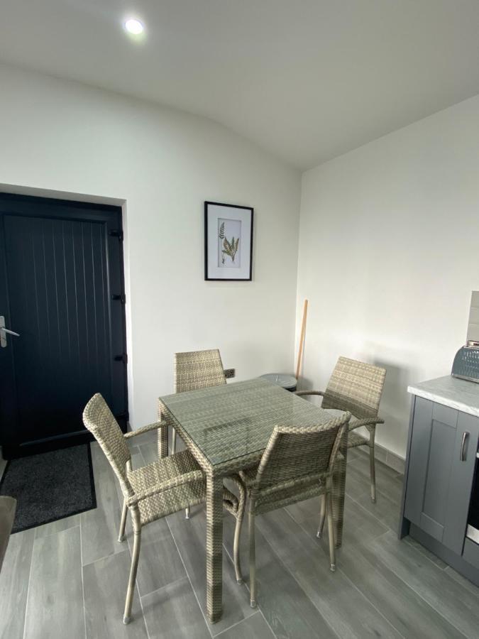 Tullybay Holiday Lodges Эннискиллен Экстерьер фото