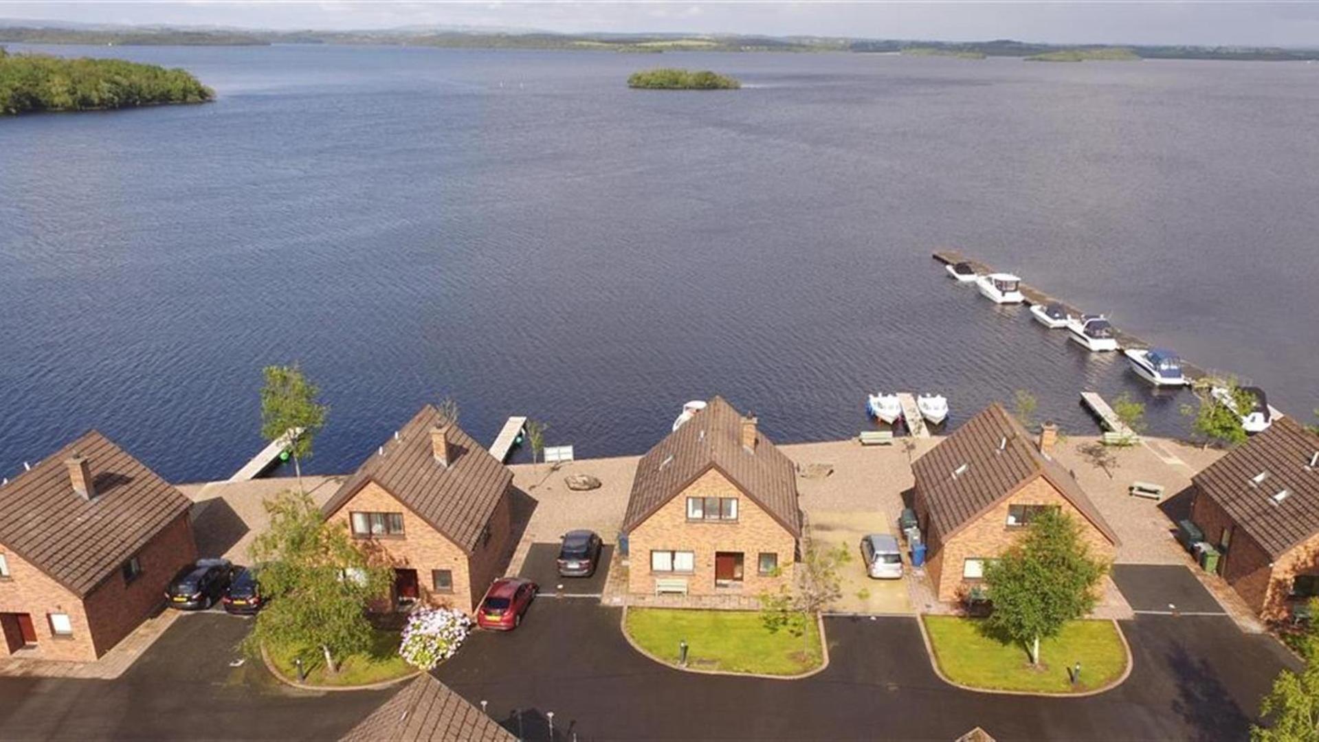 Tullybay Holiday Lodges Эннискиллен Экстерьер фото